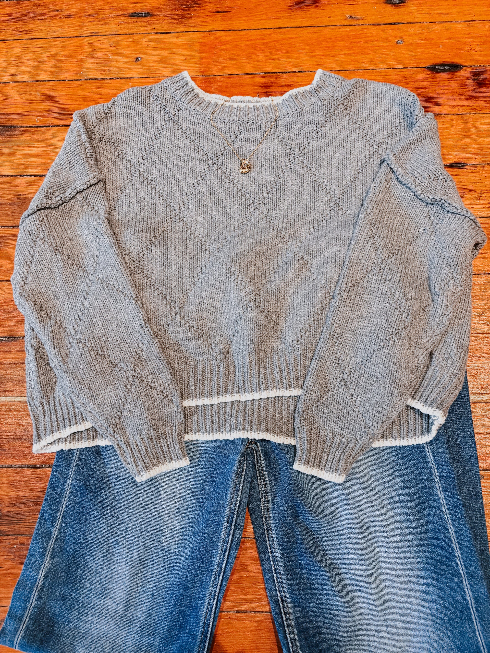 Grey Knit White Trim Long Sleeve Sweater Long sleeve aemi+co 