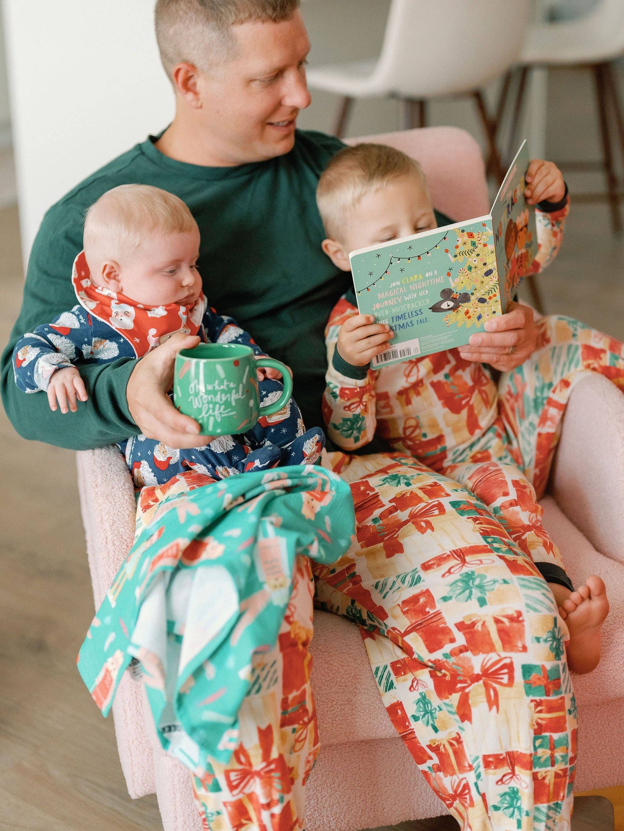 Nutcracker | Holiday Full Pattern Towel Doe A Deer 