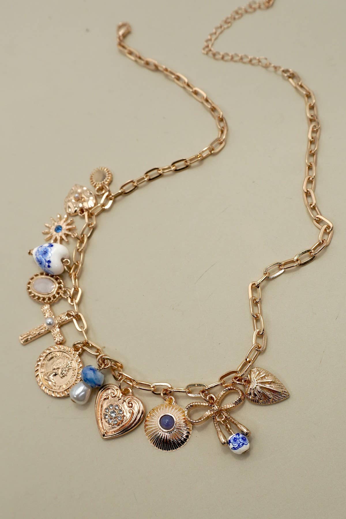 CHARM NECKLACE-PORCELAIN HEARTS CROSS NECKLACE | 80N91593: GOLD JOSSLYN by wall to wall 