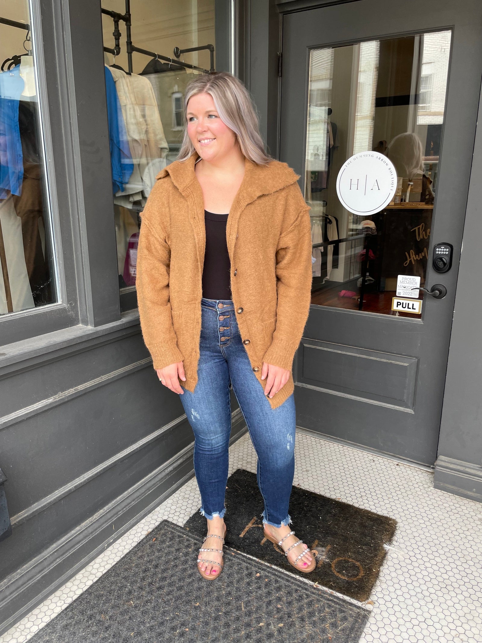 Camel Button Down Cardigan Cardigan blu ivy 