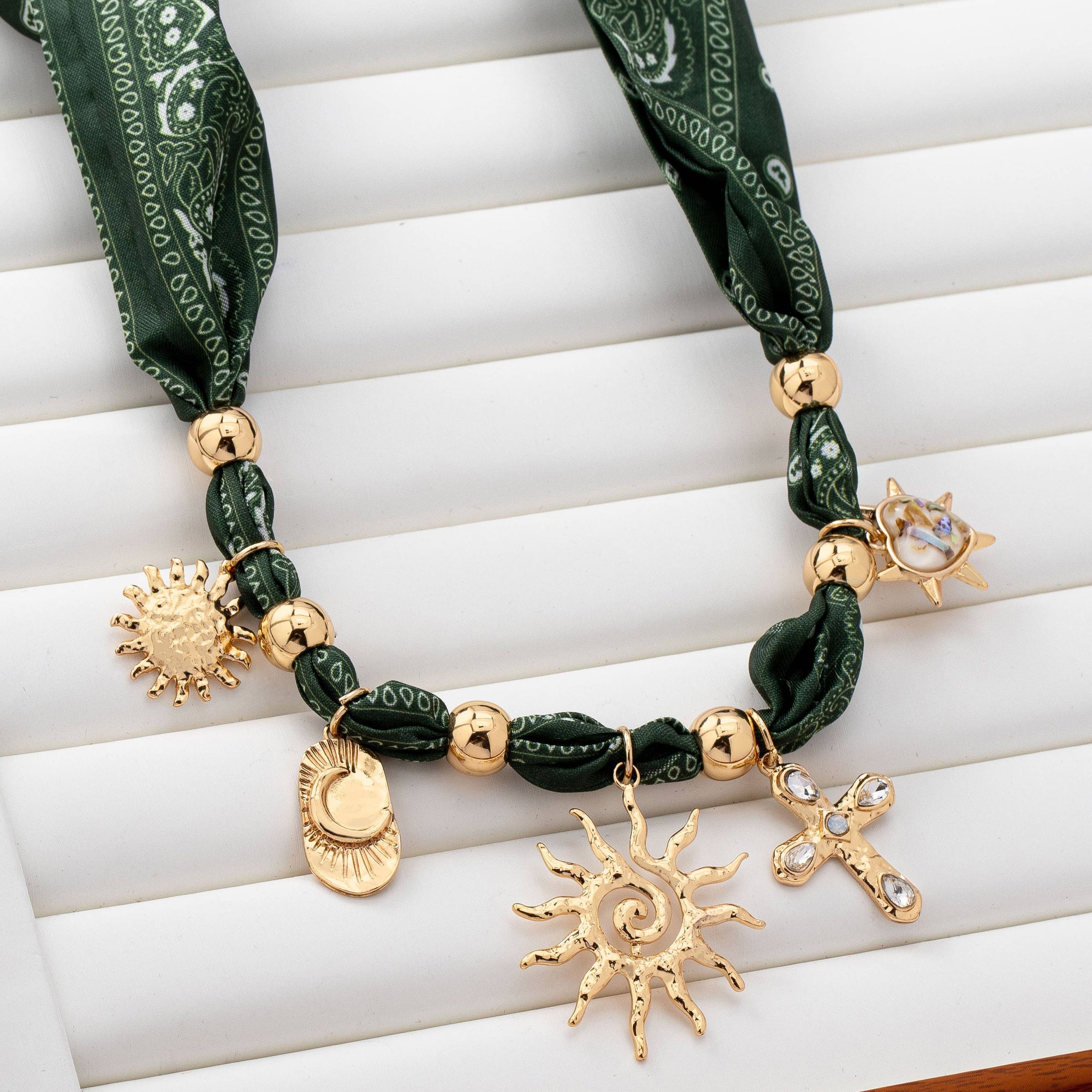 HANDMADE SCARF NECKLACE-SUNBLAST CROSS HEART MOON | 80N92552: GOLD JOSSLYN by wall to wall 