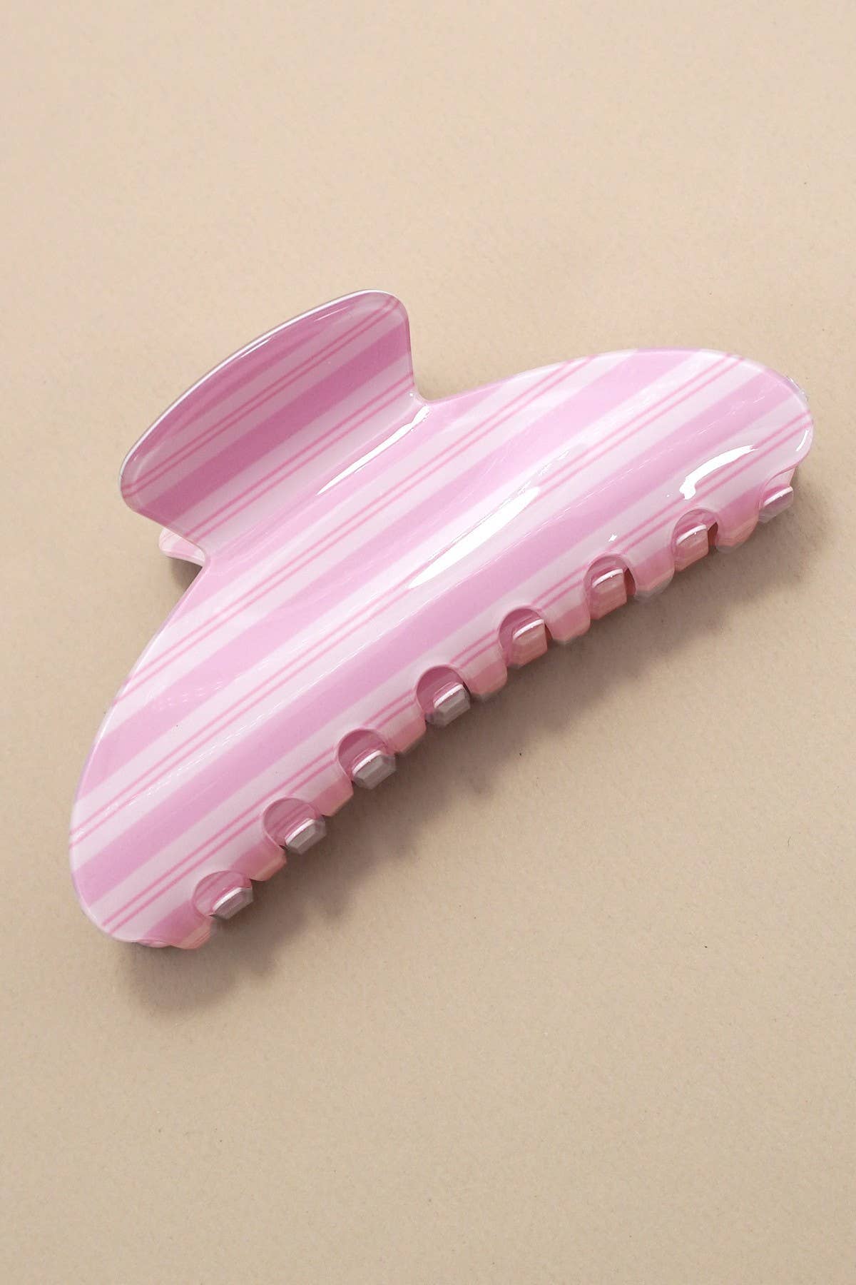 JUMBO STRIPE PLAID OVAL HAIR CLAW CLIPS | 40H1069: Blue JOSSLYN by wall to wall 
