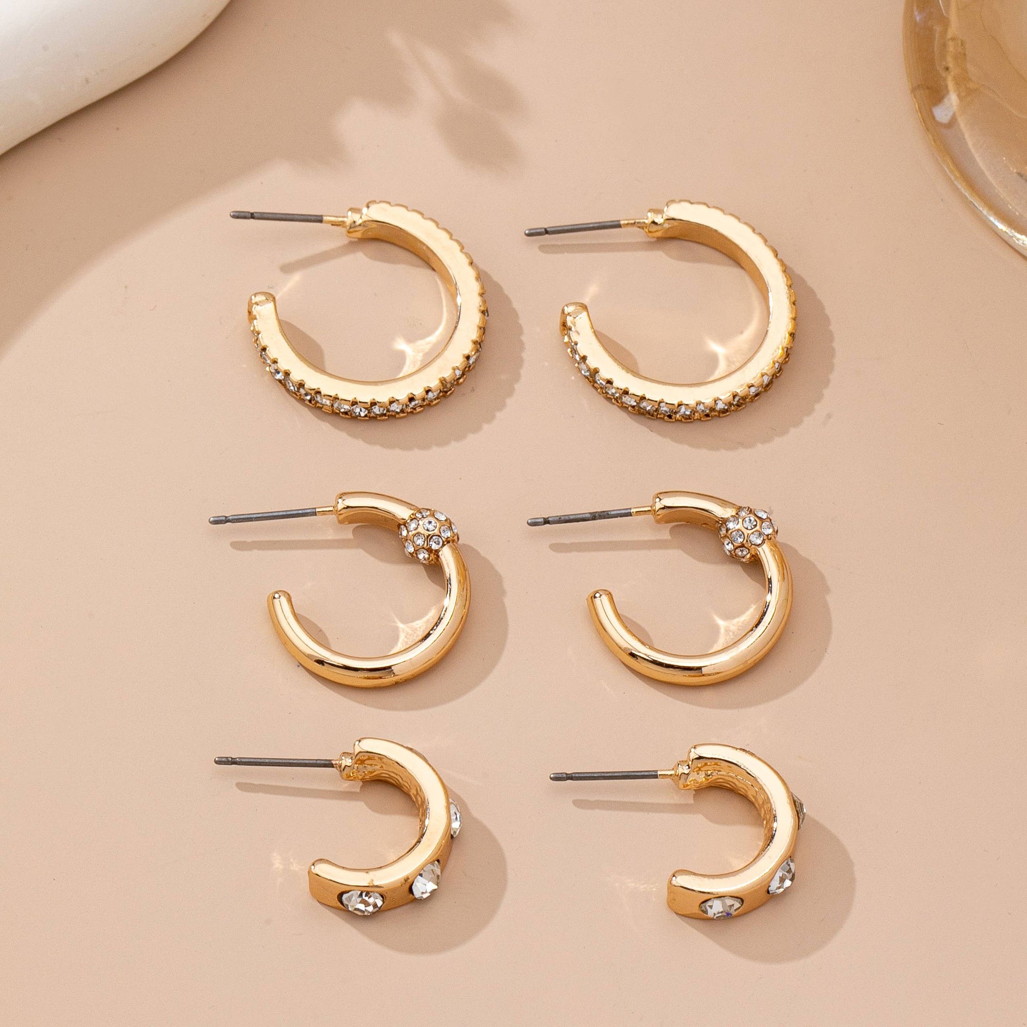 Gold-Tone Crystal Huggie Hoop Earring Set | 80E61880: SET JOSSLYN by wall to wall 