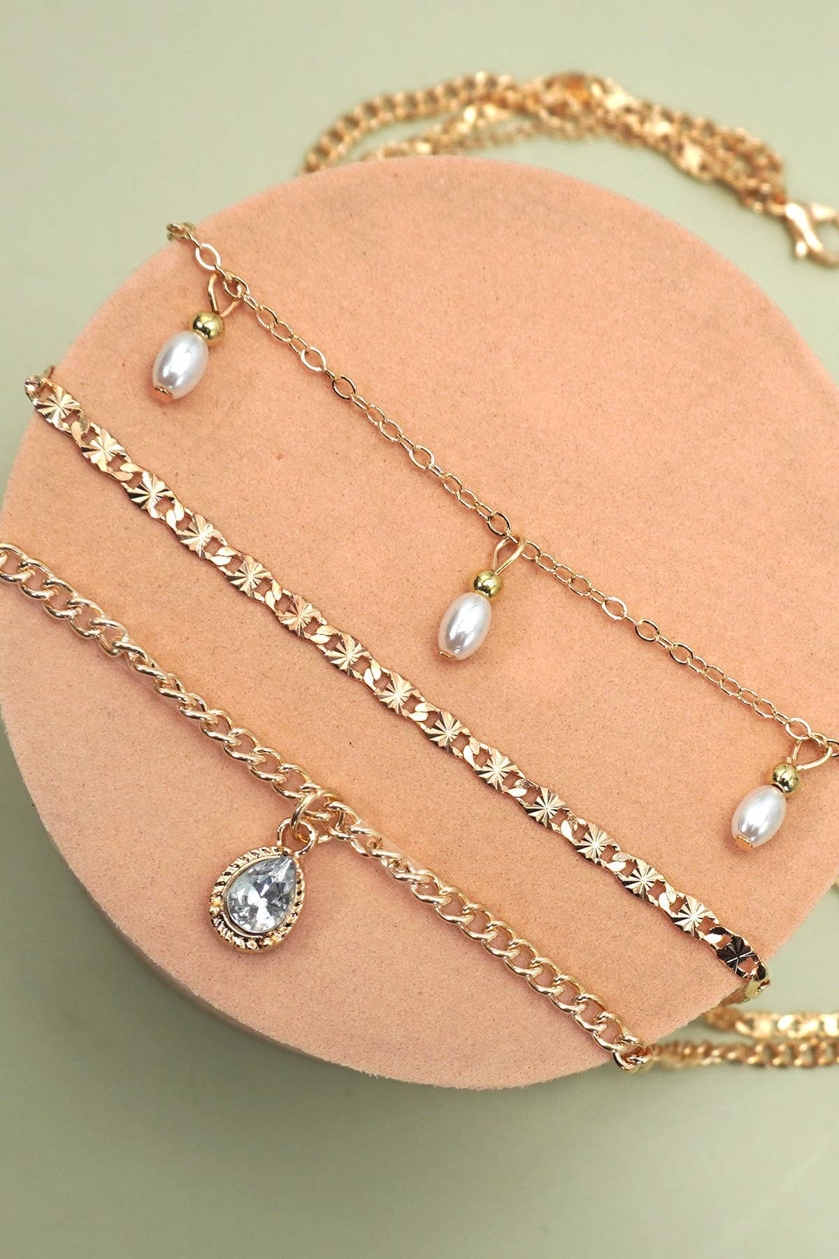 MULTI LAYER STONE CHAIN TEARDROP CHARM NECKLACE | 40NK9637: GOLD JOSSLYN by wall to wall 