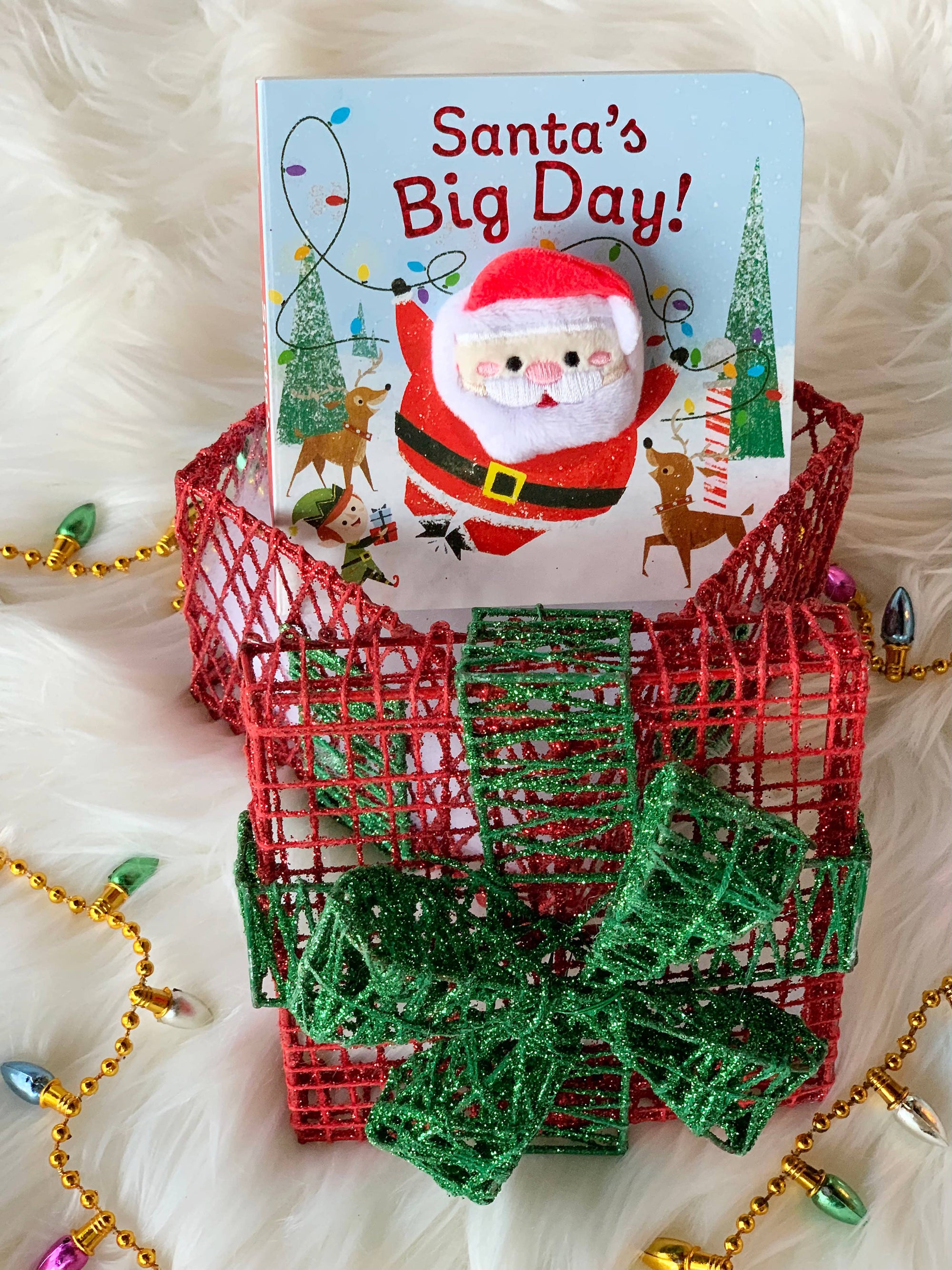 Santa's Big Day Finger Puppet Board Book Cottage Door Press 