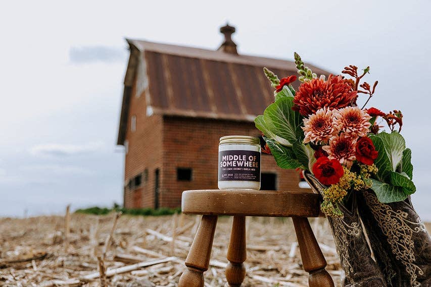 Middle Of Somewhere Candle: 8 oz Candle Dirt Road Candle Co 