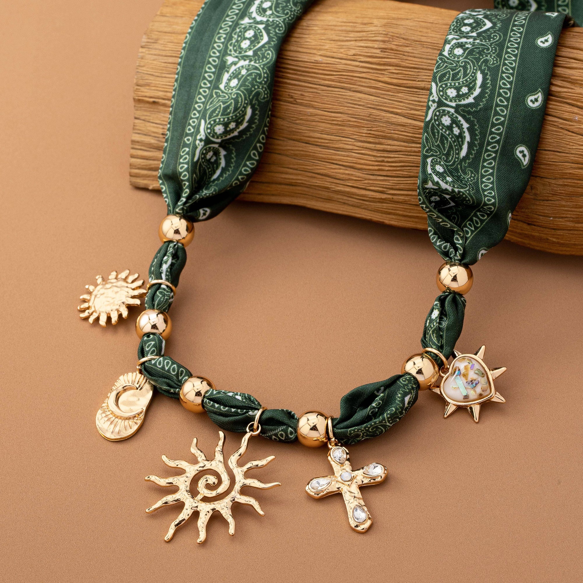 HANDMADE SCARF NECKLACE-SUNBLAST CROSS HEART MOON | 80N92552: GOLD JOSSLYN by wall to wall 