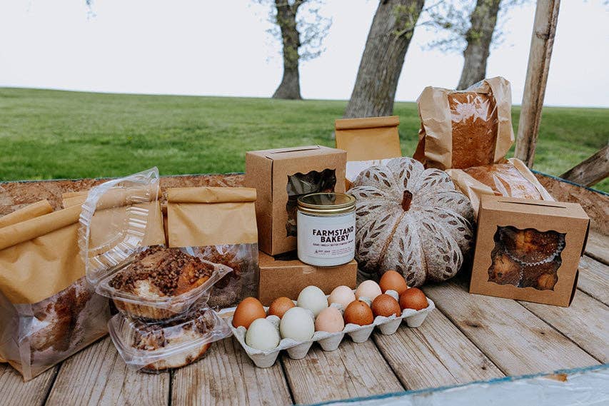 Farmstand Bakery Candle: 8 oz Candle Dirt Road Candle Co 