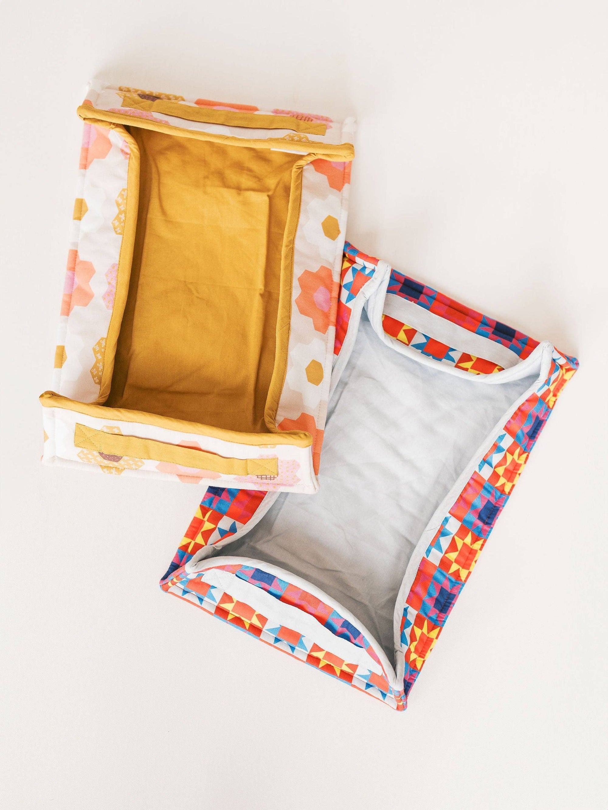Flower Garden Casserole Carrier Doe A Deer 