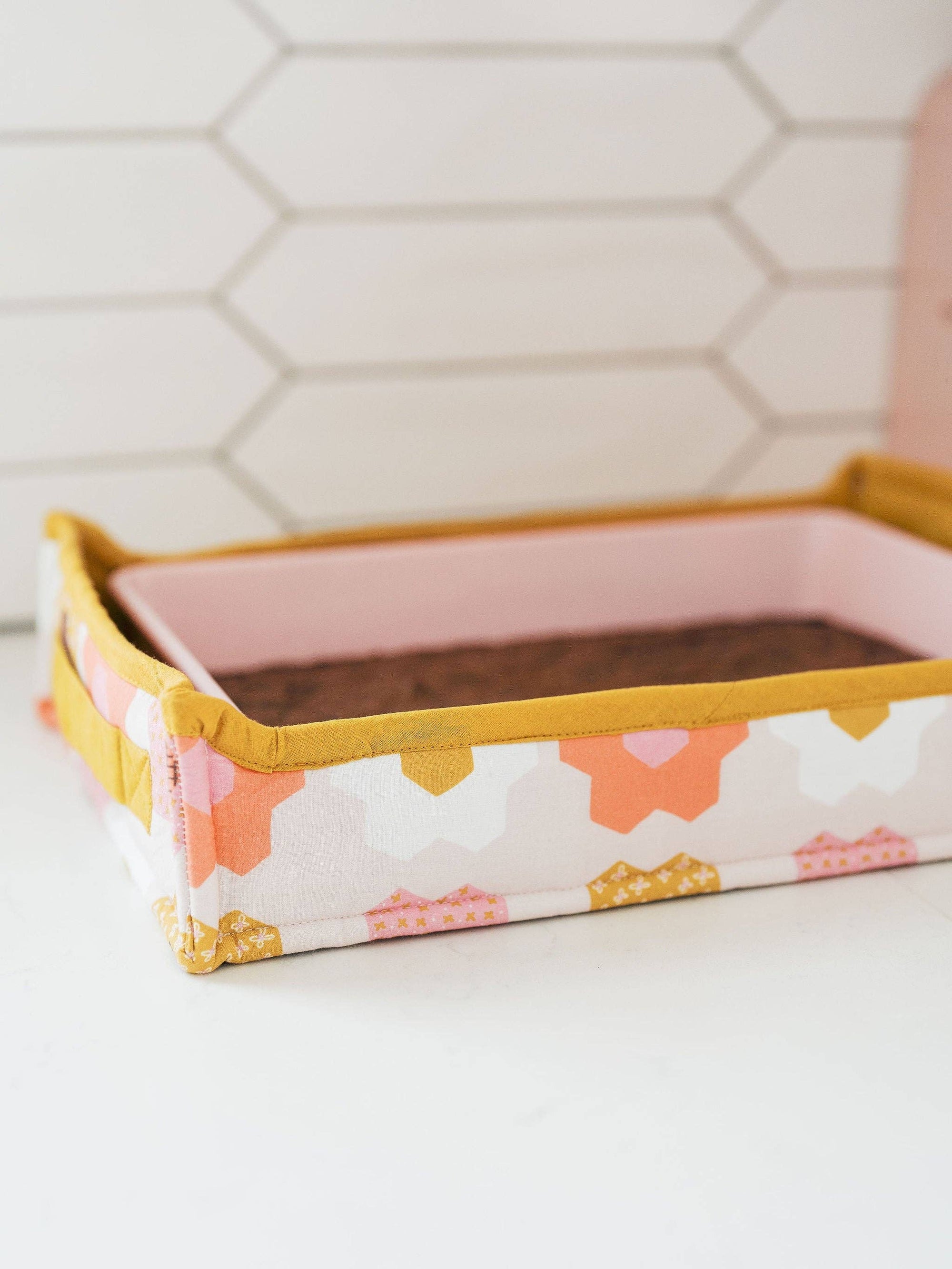 Flower Garden Casserole Carrier Doe A Deer 