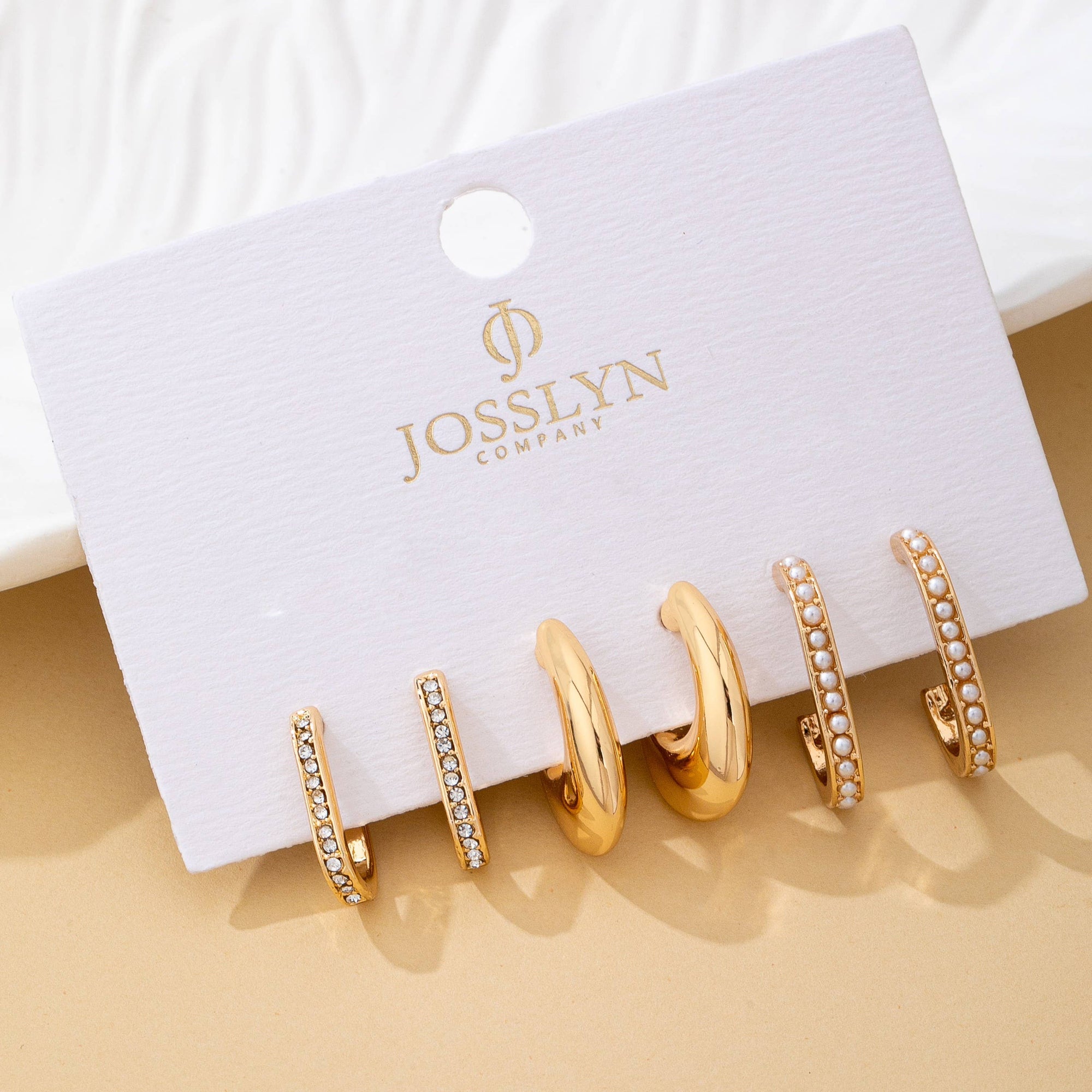 Rhinestone Pearl Huggie Hoop Trio Earrings | 80E62207: Gold JOSSLYN by wall to wall 