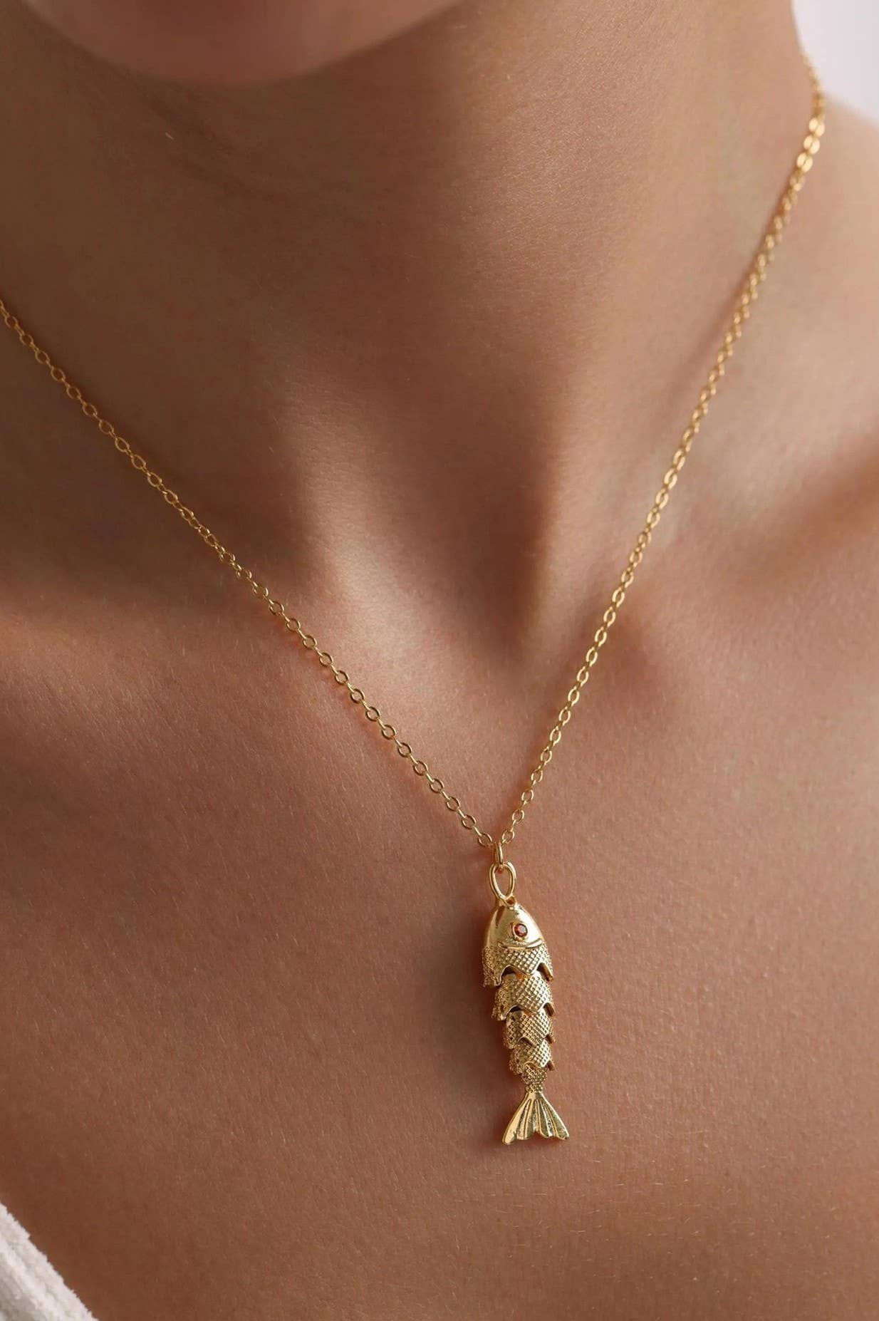 18K STAINLESS STEEL TARNISH FREE FISH NECKLACE | 40NK9536: GOLD JOSSLYN by wall to wall 