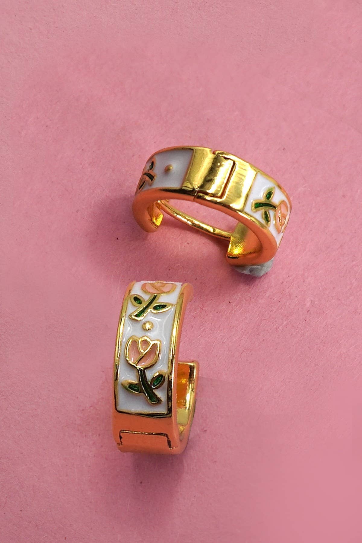 VINTAGE CLOISONNE FLORAL HUGGIE HOOP EARRINGS | 40E357: GOLD JOSSLYN by wall to wall 