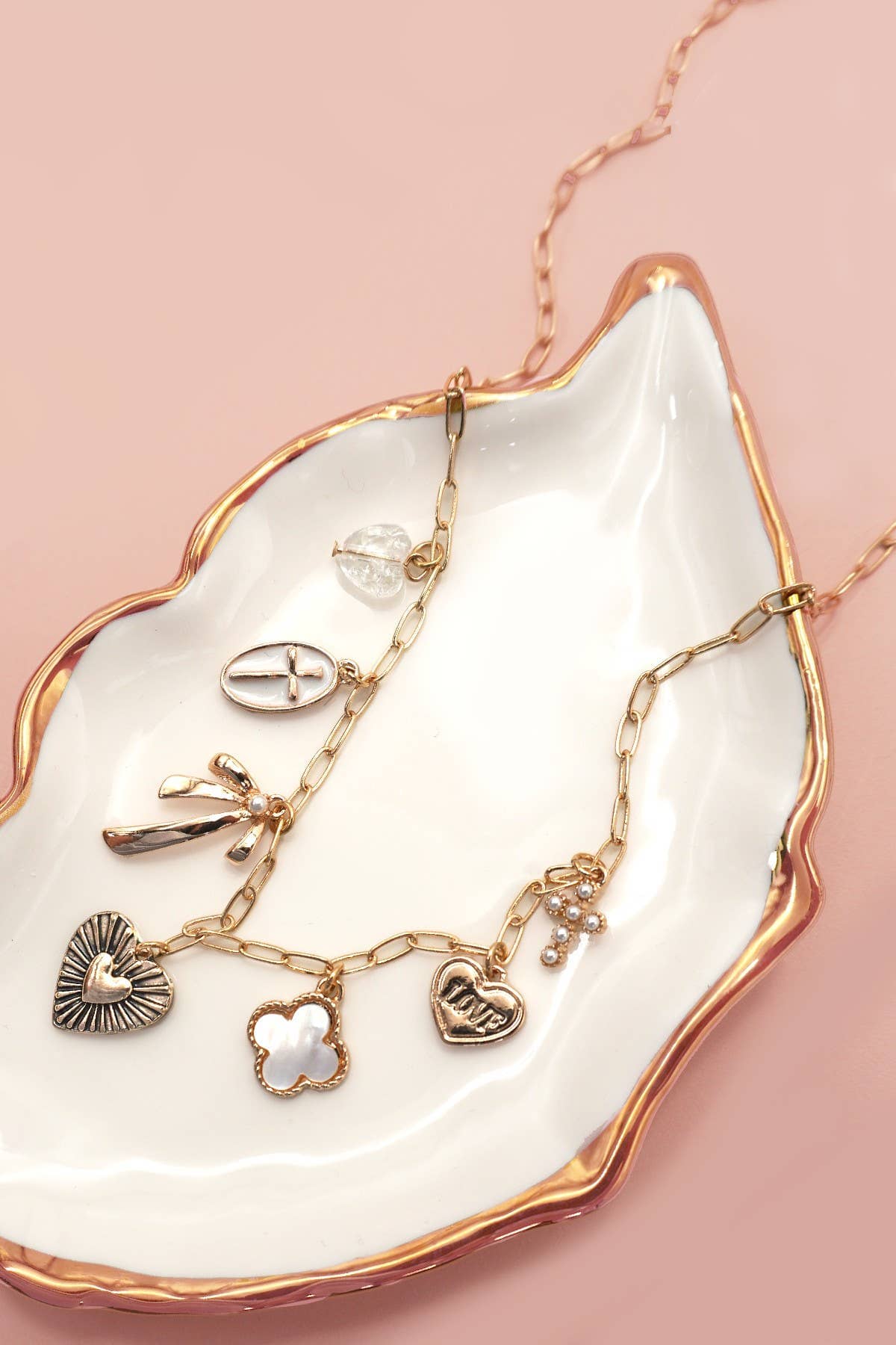 CHARM NECKLACE-CLOVER BOW CROSS HEART | 80N92000: GOLD JOSSLYN by wall to wall 