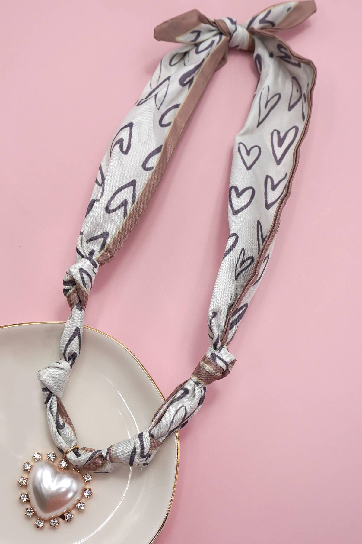 HANDMADE SCARF CHARM NECKLACE | 80N91790: F JOSSLYN by wall to wall 