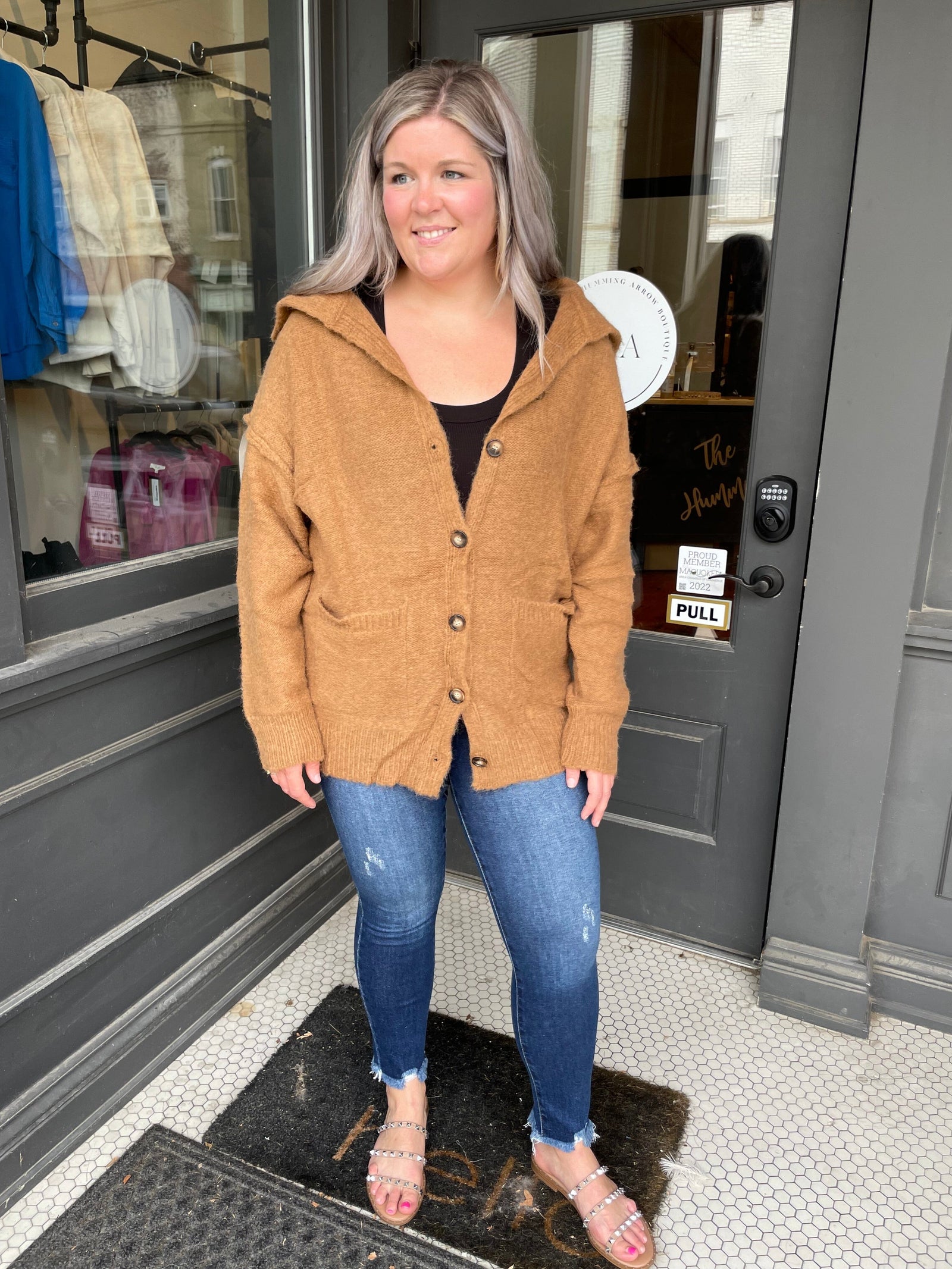 Camel Button Down Cardigan Cardigan blu ivy 