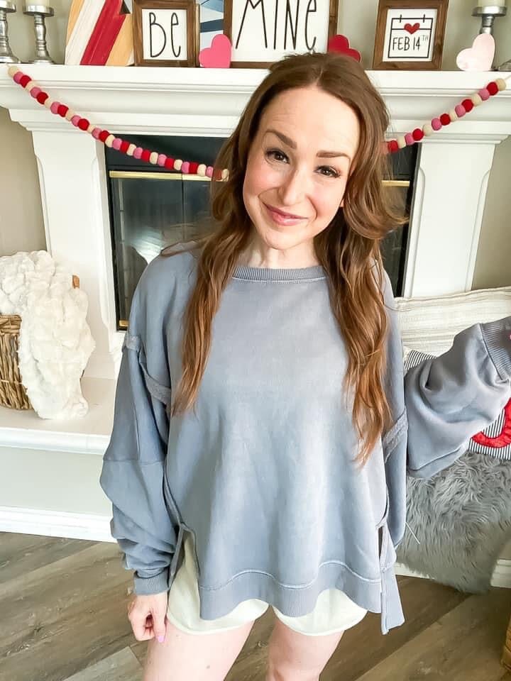 Grey Split Hem Crewneck Sweatshirt Long sleeve The Humming Arrow Boutique 