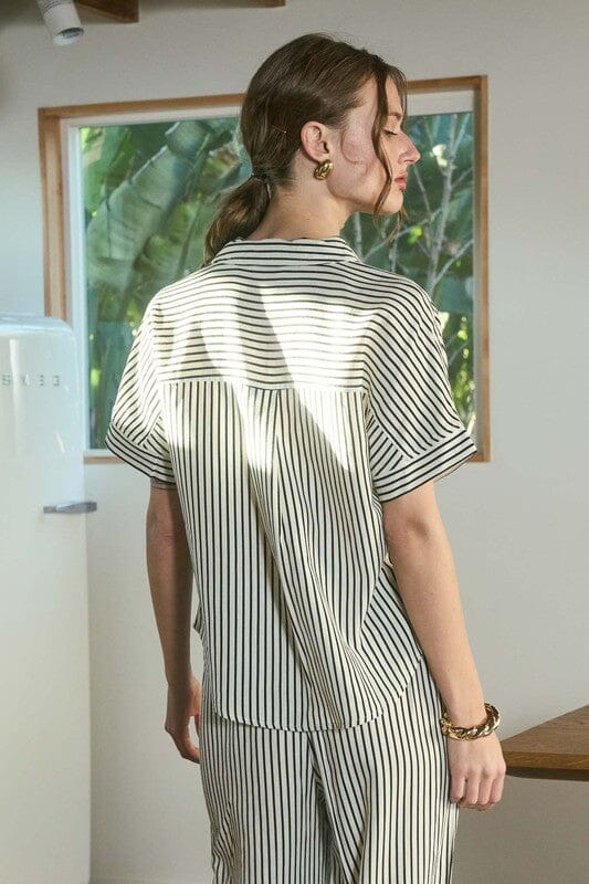Curvy Ivory Stripe Button Down Short Sleeve Top Short sleeve blu pepper 