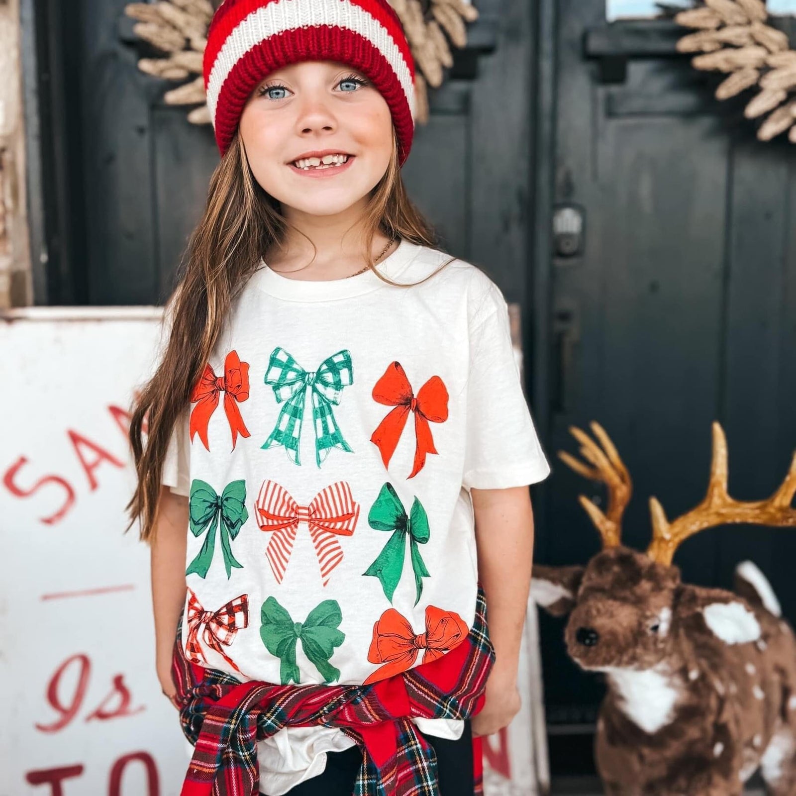Christmas Bows White Graphic Tee Short sleeve PPTX 