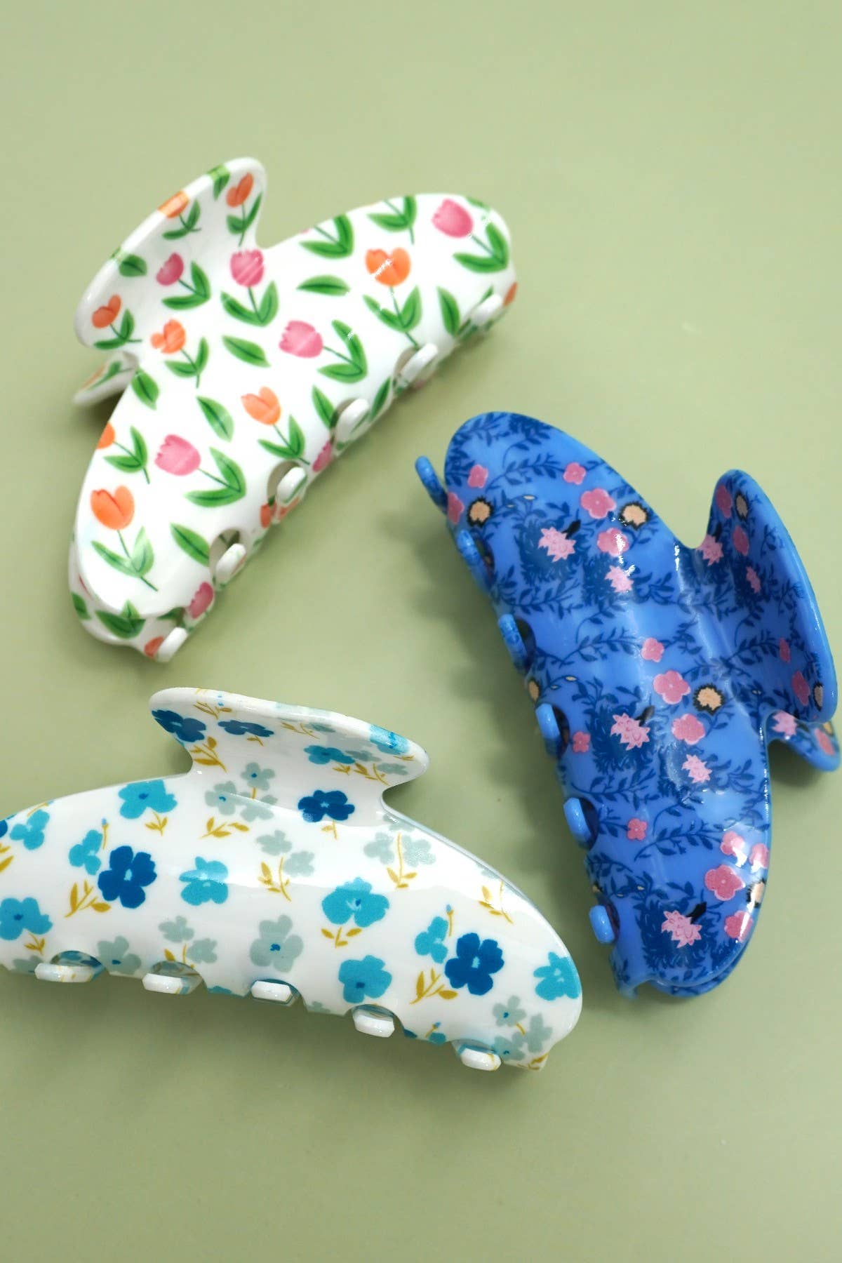 FLORAL FLOWER COTTAGECORE HAIR CLAW CLIPS | 40H988: B JOSSLYN by wall to wall 