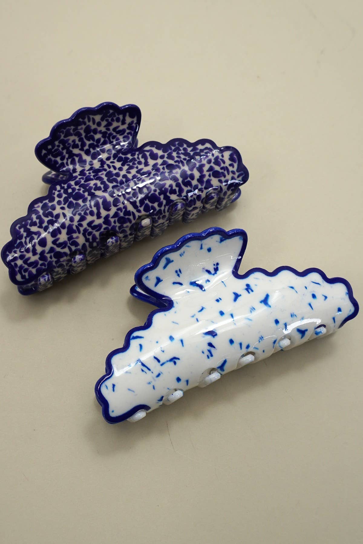 VINTAGE PORCELAIN STYLE HALF MOON HAIR CLAW CLIPS | 40H964: Blue JOSSLYN by wall to wall 