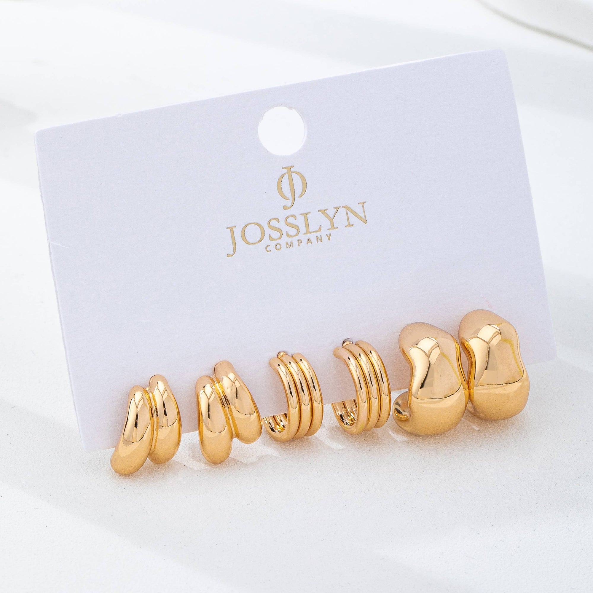 Sculptural Gold-Tone Hoop Earring Set | 80E62133: Gold JOSSLYN by wall to wall 