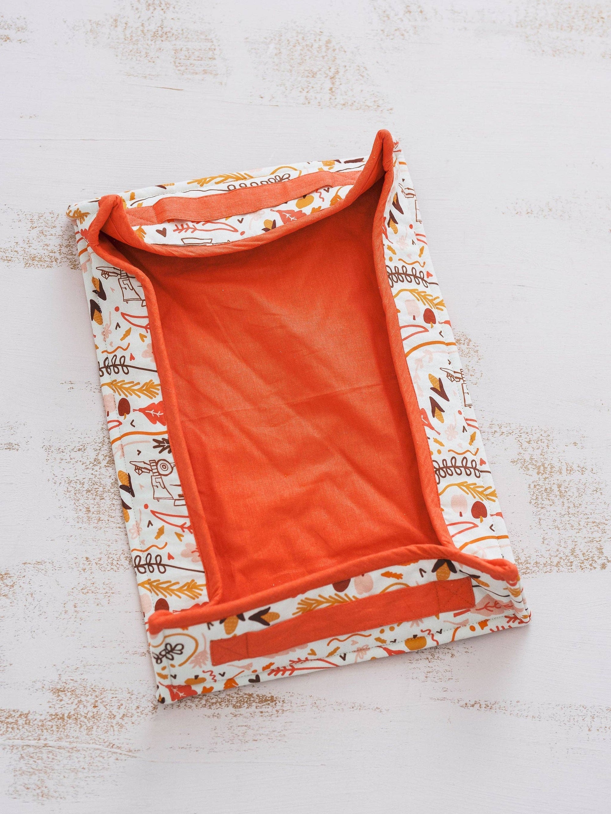 Harvest Casserole Bestie | Baking Dish Carrier, Fall Doe A Deer 