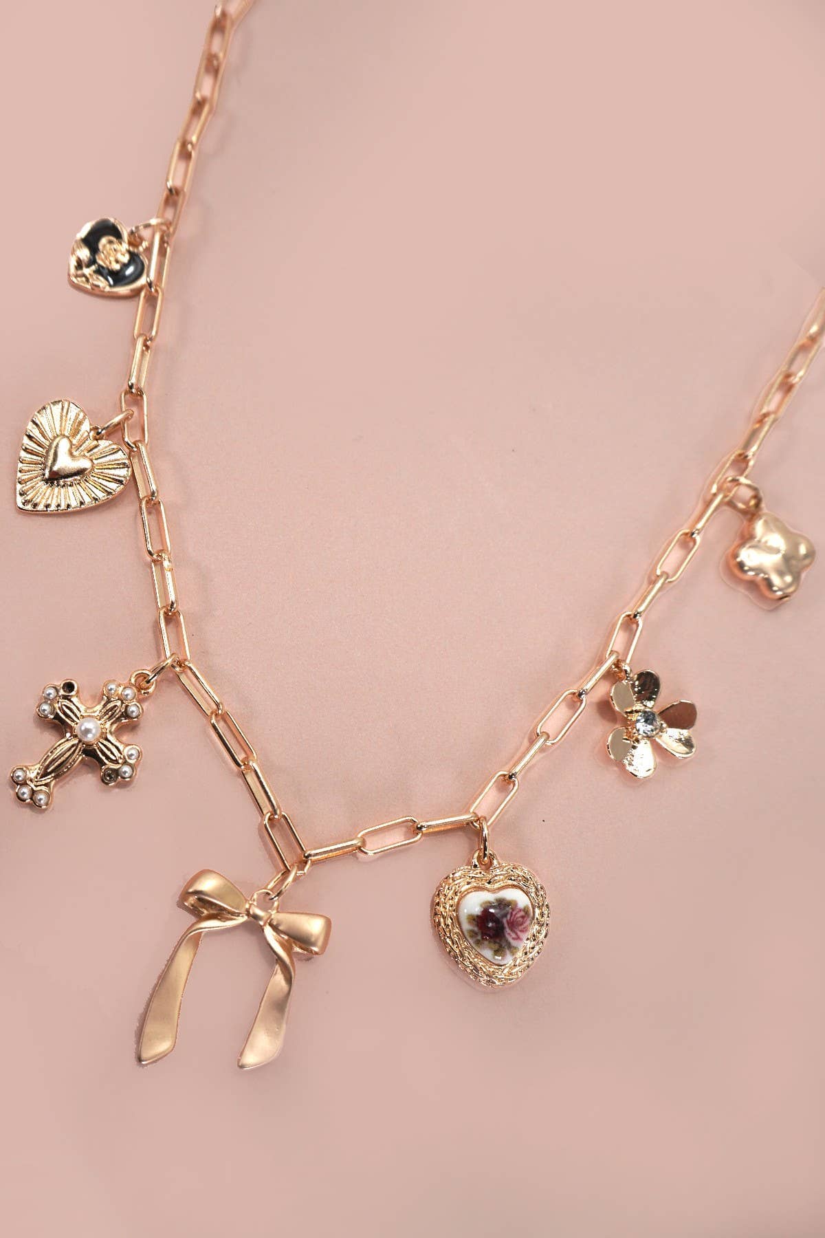 CHARM NECKLACE-PORCELAIN FLORAL BOW CROSS HEART | 80N92151: GOLD JOSSLYN by wall to wall 