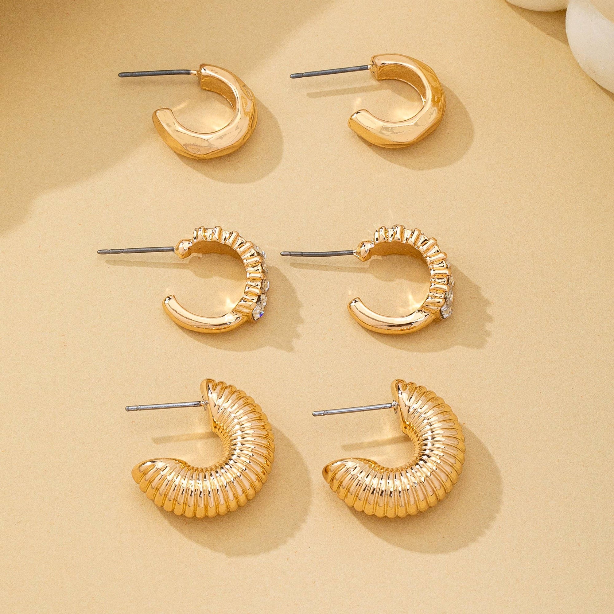 Rhinestone Textured Hoop Earring Set | 80E62138: Gold JOSSLYN by wall to wall 