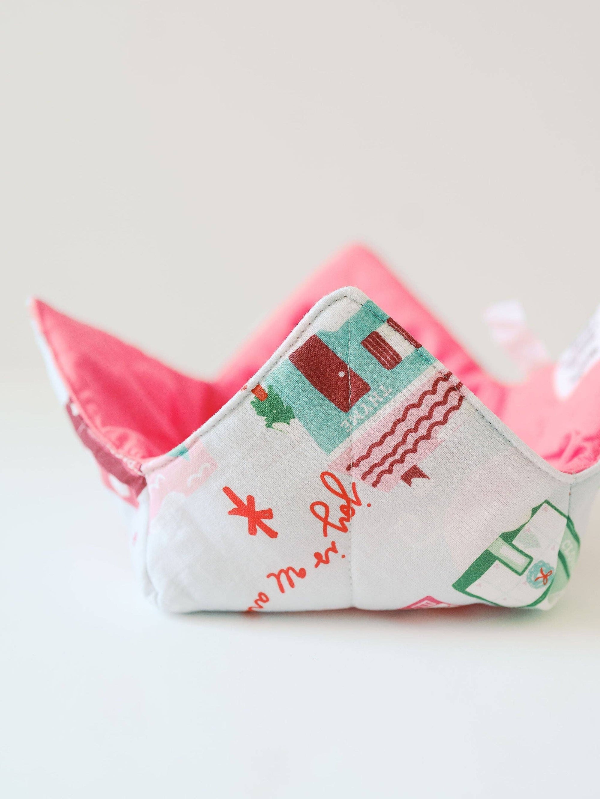 Christmas in the Village Bowl Bestie | Microwave Bowl Holder Doe A Deer 
