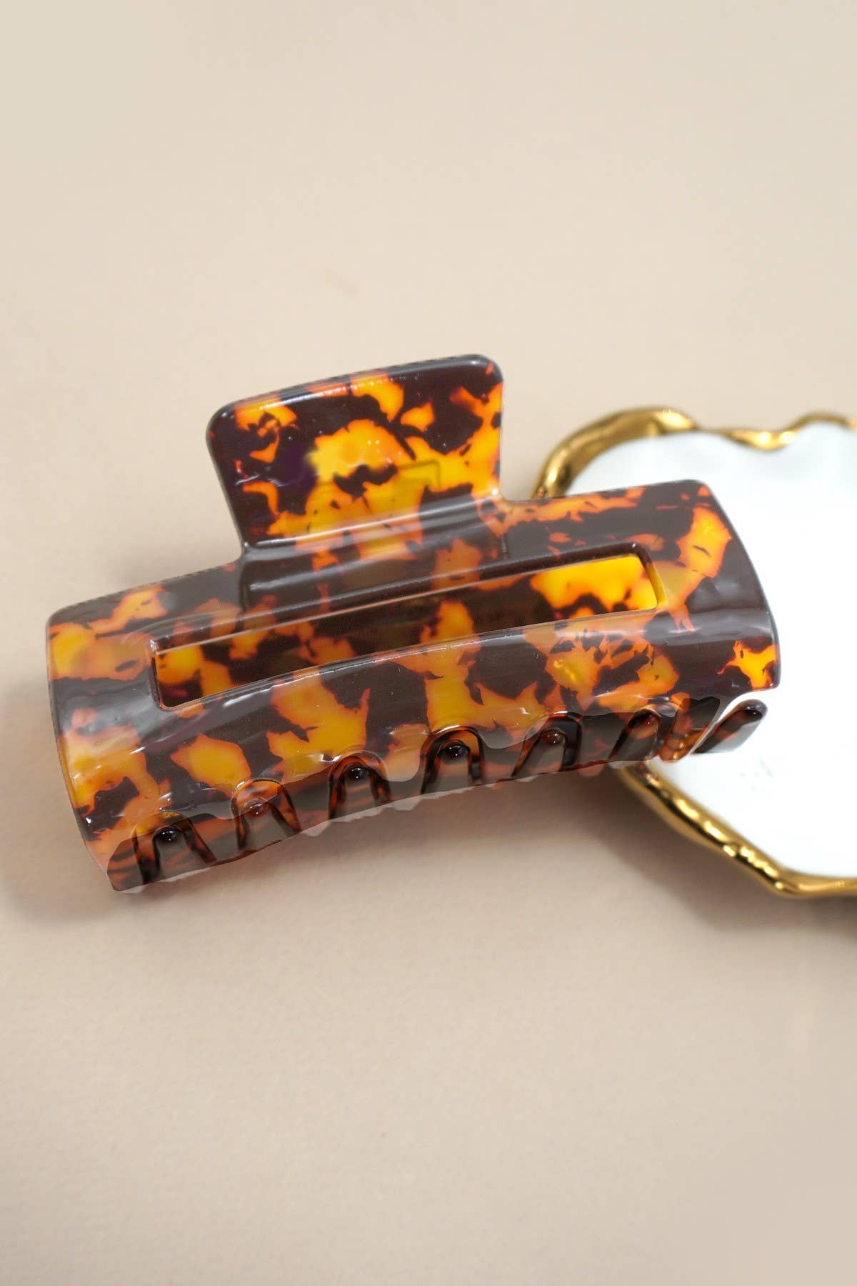 Marbled Acetate Rectangle Hair Claw Clips | 40H1041: TORT JOSSLYN by wall to wall 