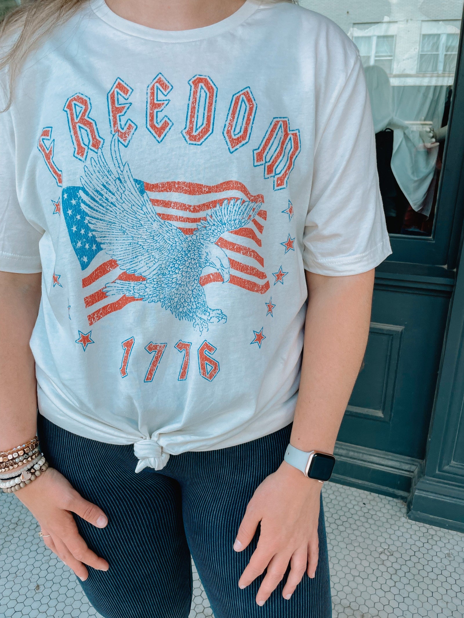 Freedom Eagle Vintage White Oversized Graphic Tee Short sleeve Golden Rose 