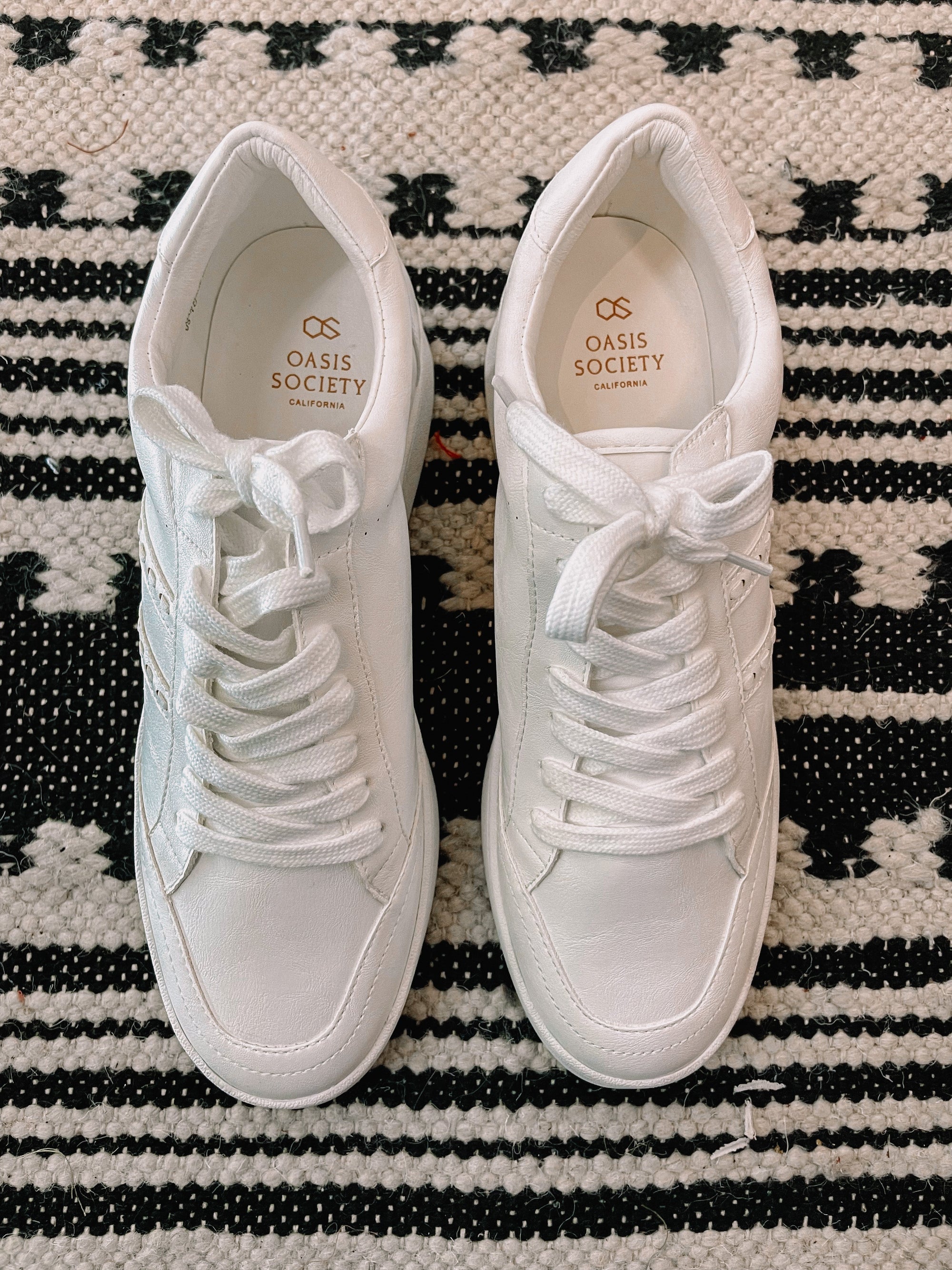 The Dallas Off White Sneakers Shoes KKE Originals 