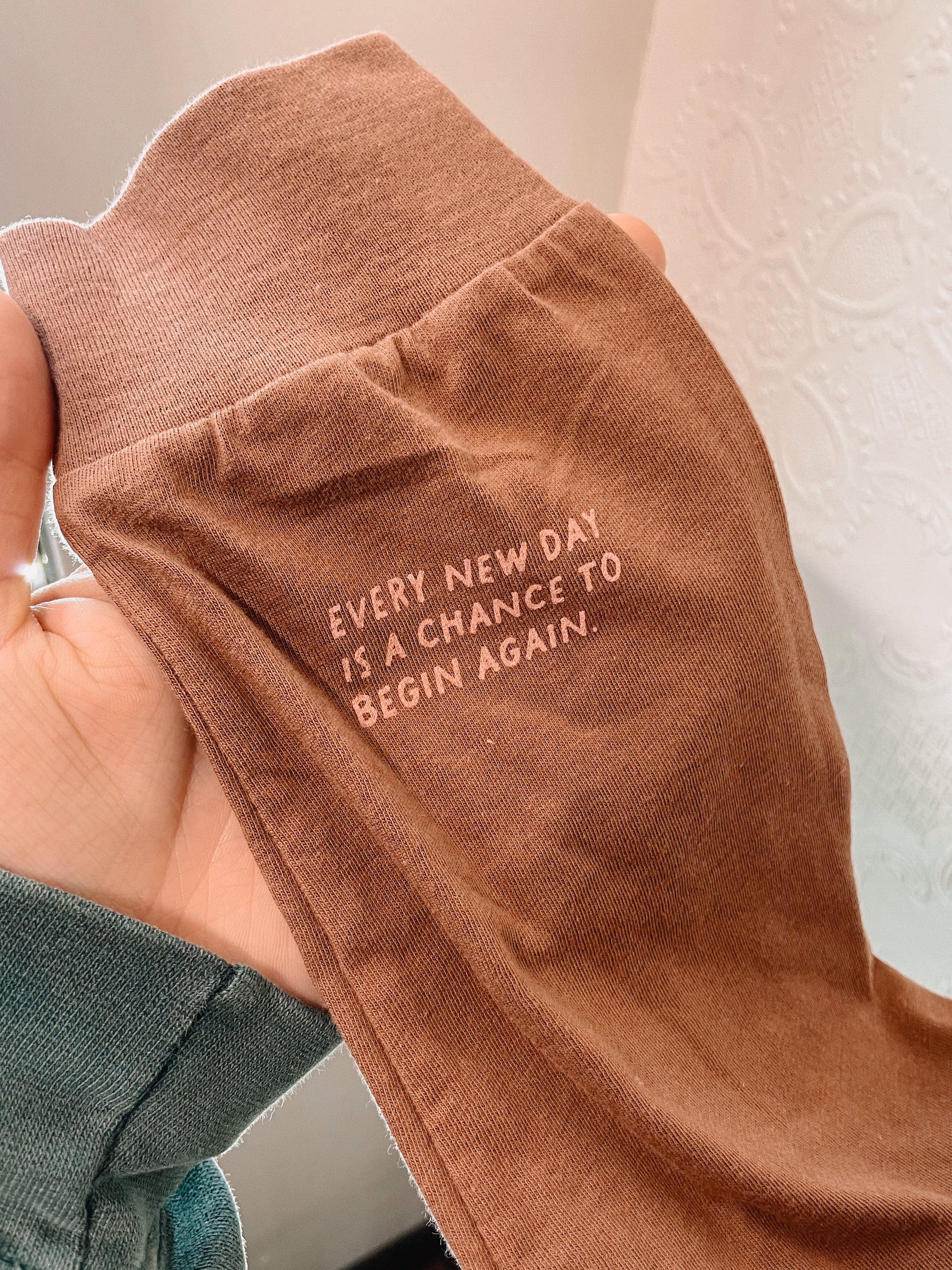 Make Every Day Count Long Sleeve Tee in Chestnut Long sleeve Storied Folk 