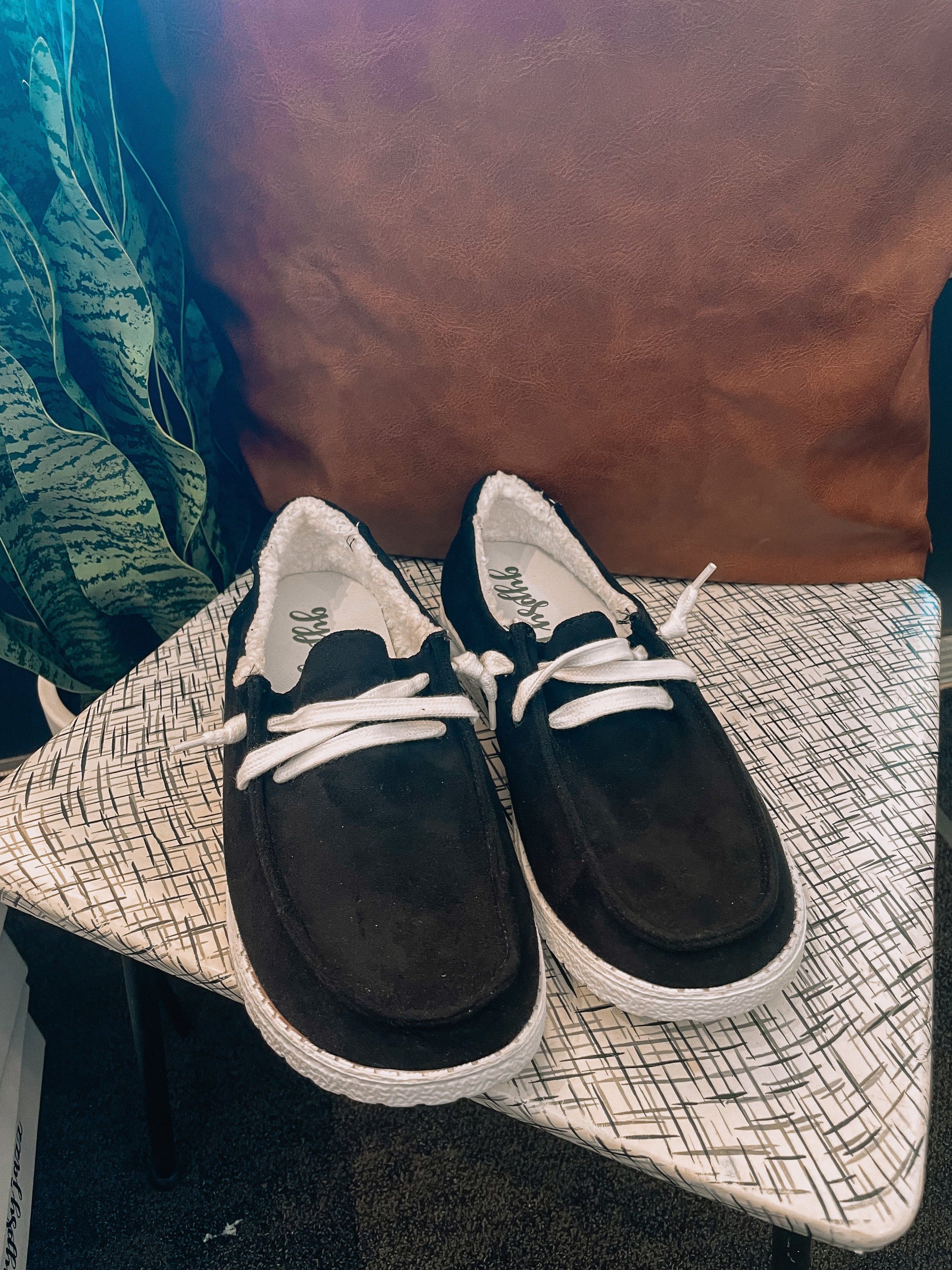 The Harley Black Fur Lined Sneakers Shoes Very G 