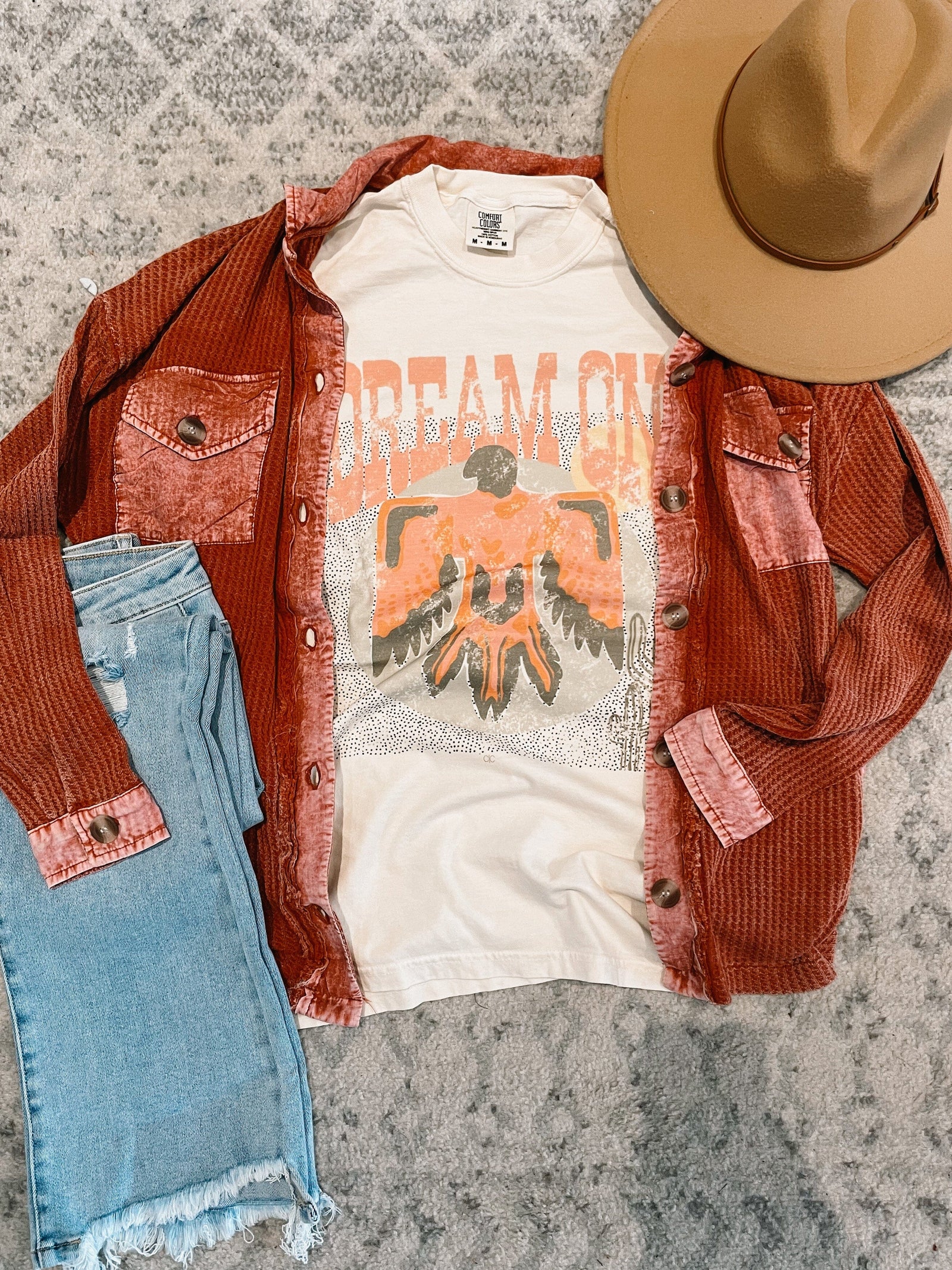 Dream On Dust Graphic Tee Short sleeve Chaudoin Creations 