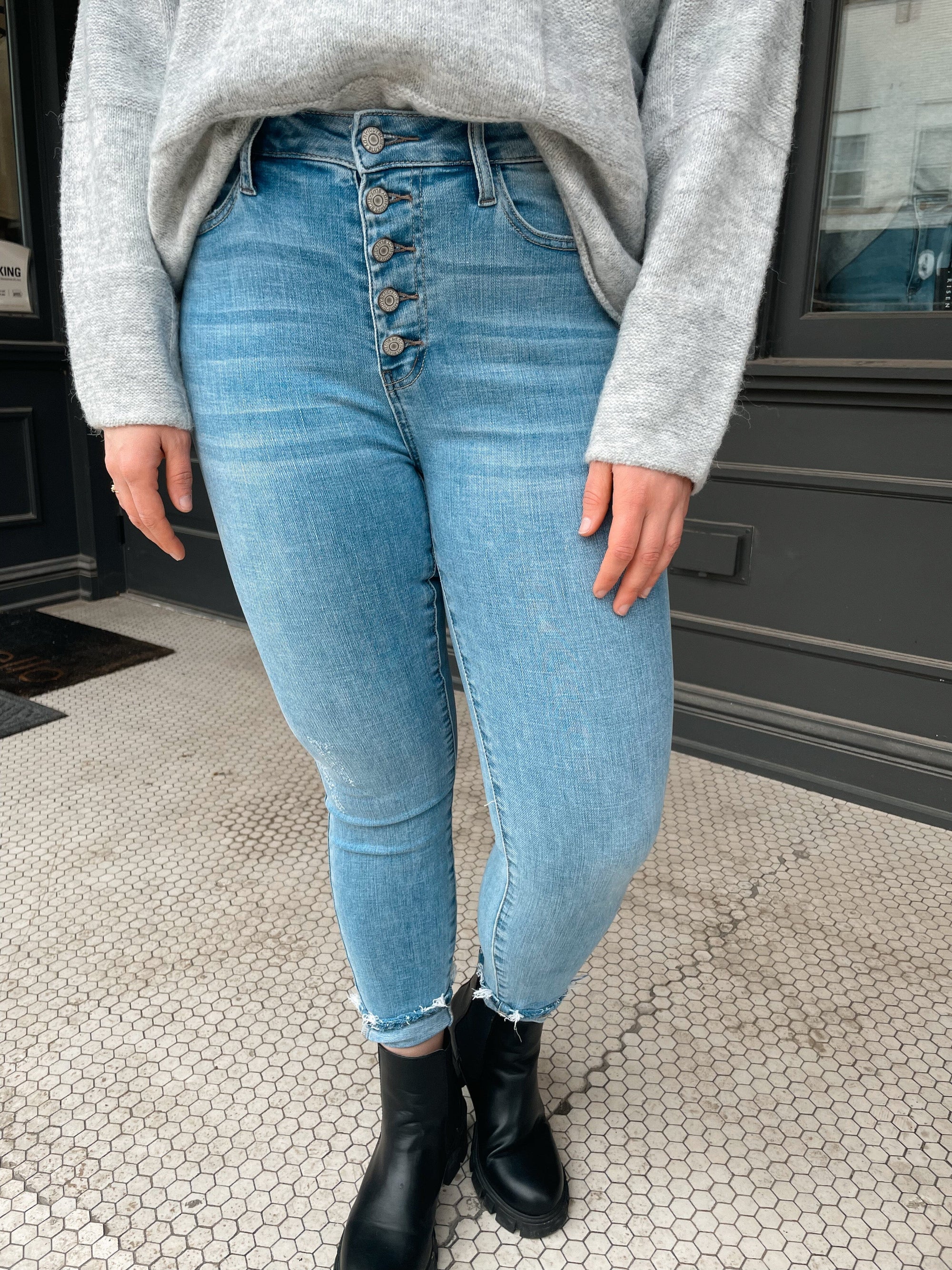 Light Wash High Rise Button Fly Judy Blue Skinny Jeans Skinny Jean Judy Blue 
