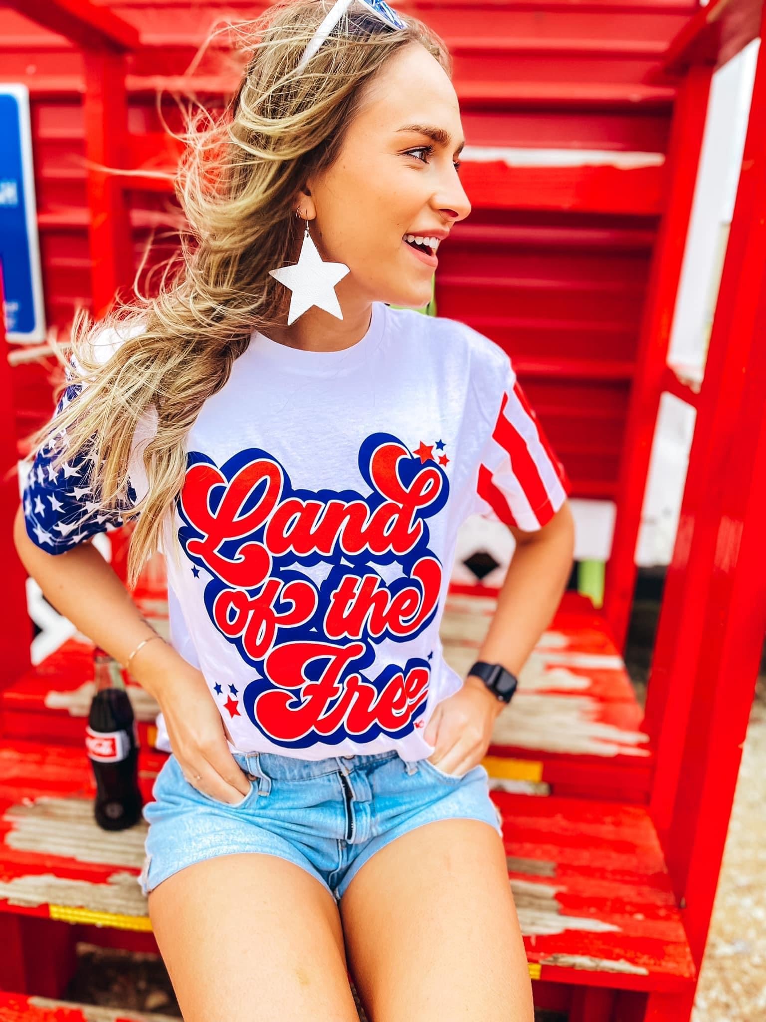 Land of the Free Graphic Tee Short sleeve PPTX 